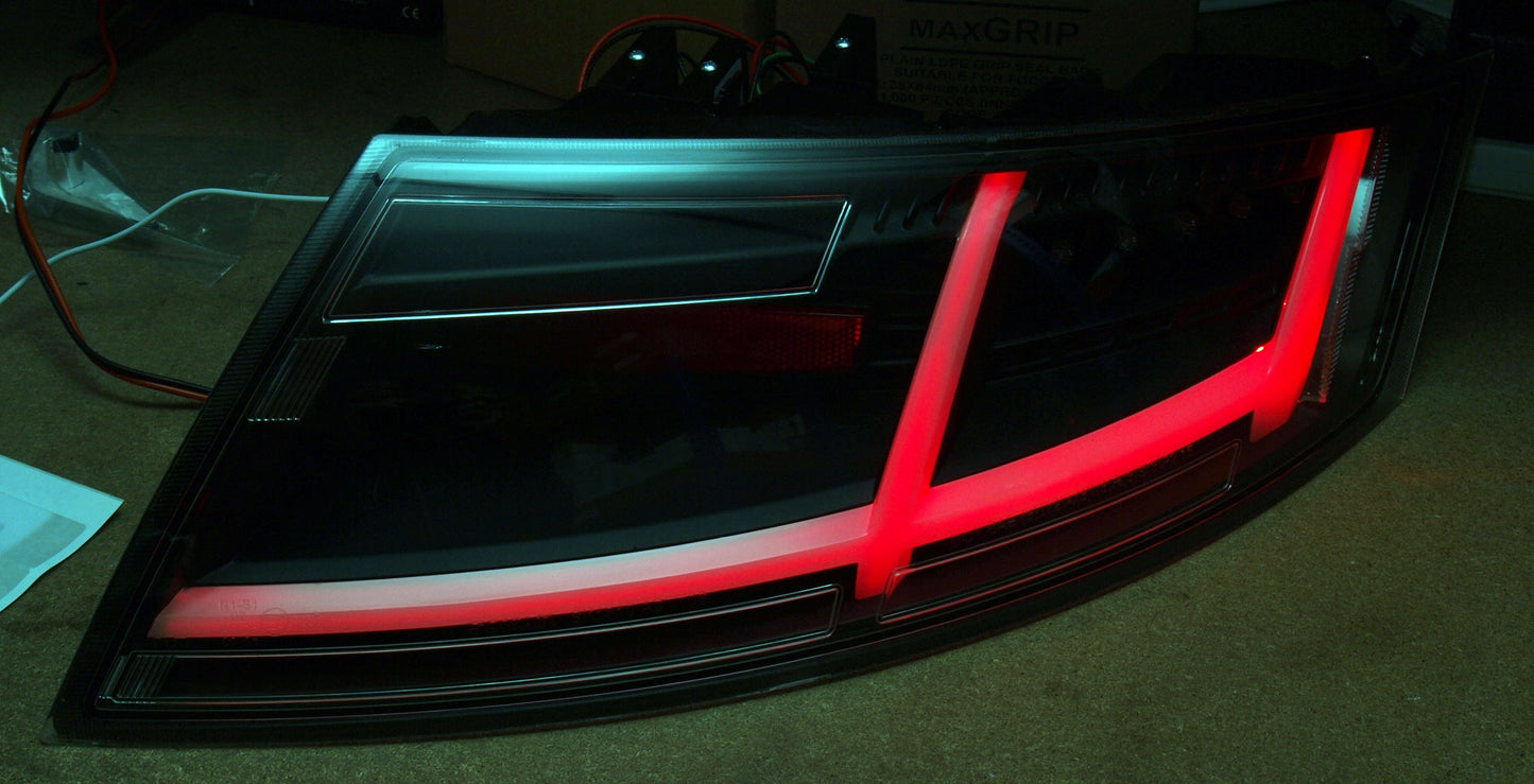 Audi TT Mk2 8J (2006-2014) Black LED Light Bar Rear Tail Lights