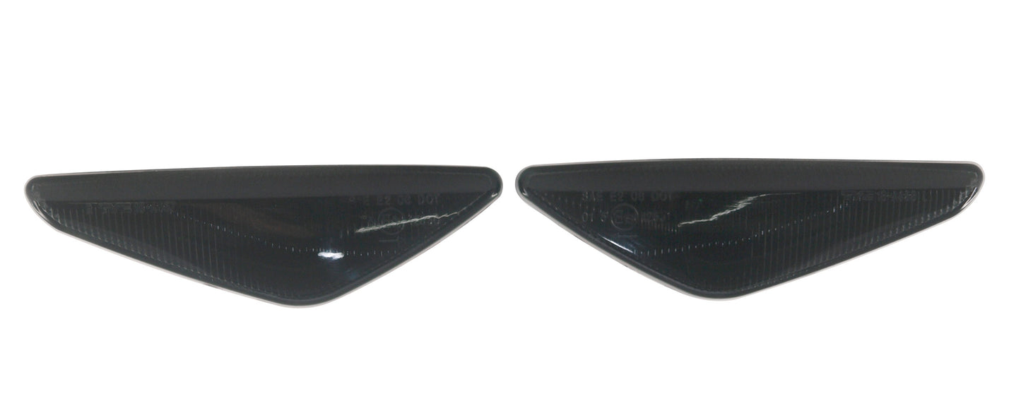 BMW X1 E84 (2009-); X3 F25 (2010-); X5 E53 (2004-2006) Smoked LED Side Repeaters