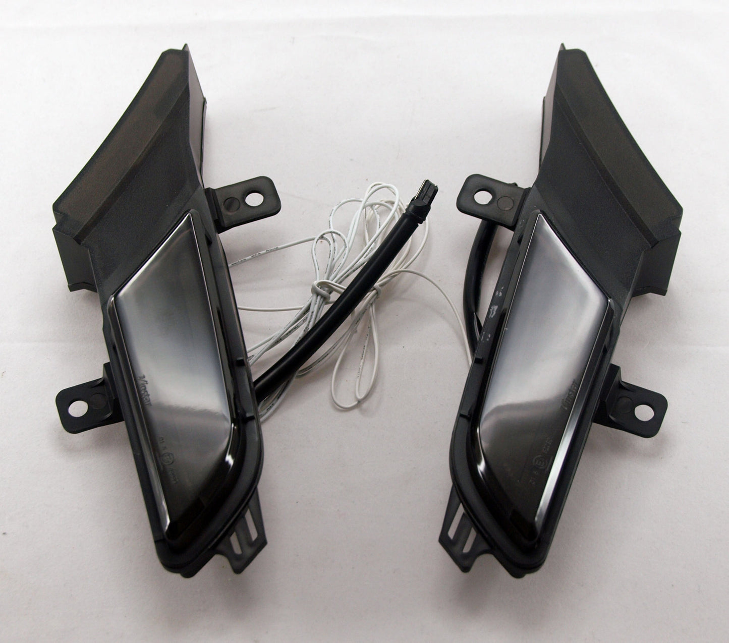 Porsche Cayenne 2007-2010 Smoked LED Side Repeaters With Integrated Running Light