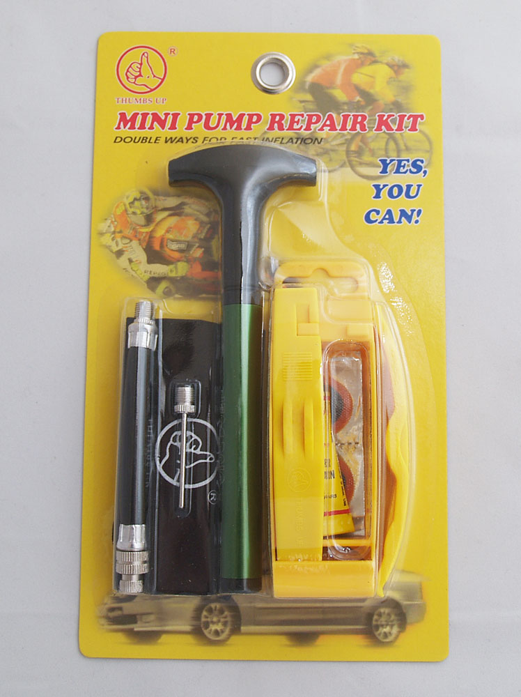 Bicycle Tyre Puncture Repair Kit With Nylon Tyre Levers, Mini Pump & Carry Bag